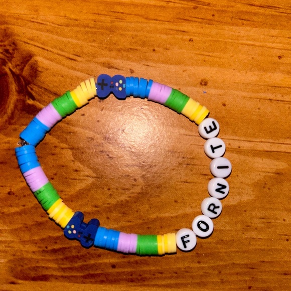 Fortnite Heishi Bracelet - Picture 7 of 7